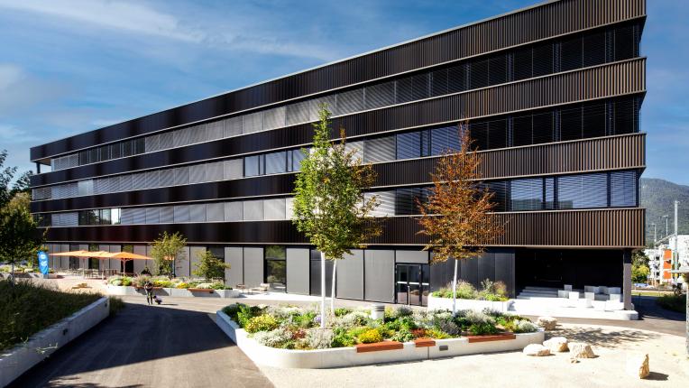 CAMPUS TECHNIK NEU
