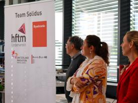 Zuschauer bei der Preisverleihung von Team Solidus