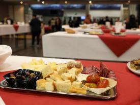 Antipasti-Platte am Buffet der hftm Diplomfeier Wirtschaftsinformatik